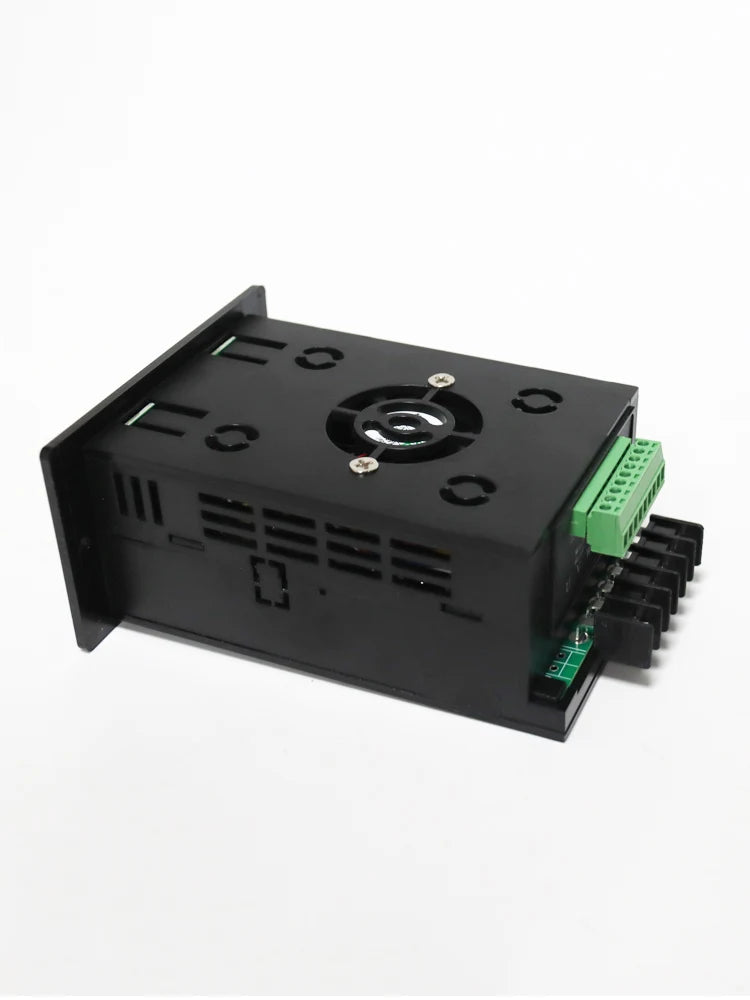 220V1.5KW 2.2KW 4KWSingle Phase input and 3 Phase Output Frequency Converter / Adjustable Speed Drive / Frequency Inverter / VFD