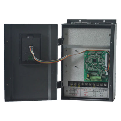 220V1.5KW 2.2KW 4KWSingle Phase input and 3 Phase Output Frequency Converter / Adjustable Speed Drive / Frequency Inverter / VFD