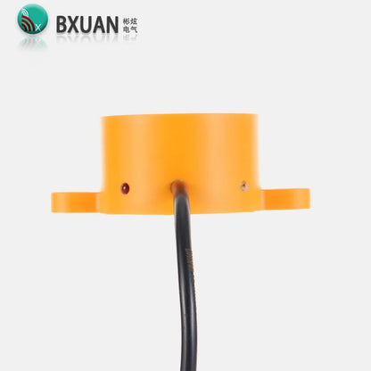 Cylindrical proximity switch sensor 12-24VDC IP67 waterproof Flat circular shape NPN or PNP