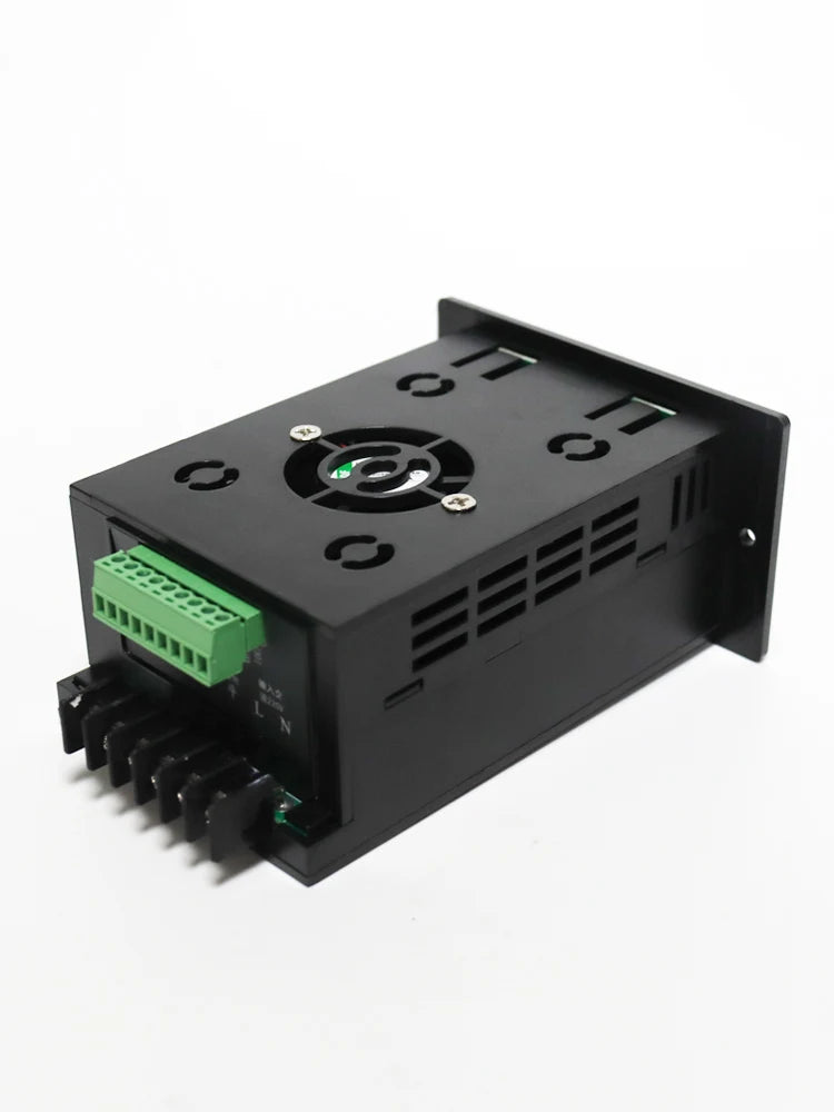 220V1.5KW 2.2KW 4KWSingle Phase input and 3 Phase Output Frequency Converter / Adjustable Speed Drive / Frequency Inverter / VFD