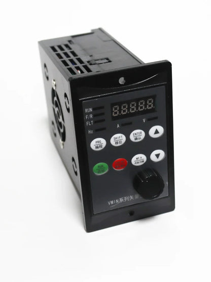 220V1.5KW 2.2KW 4KWSingle Phase input and 3 Phase Output Frequency Converter / Adjustable Speed Drive / Frequency Inverter / VFD