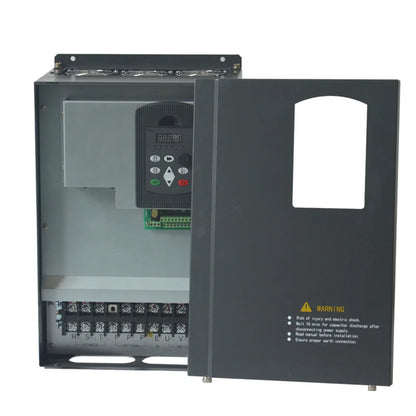 220V1.5KW 2.2KW 4KWSingle Phase input and 3 Phase Output Frequency Converter / Adjustable Speed Drive / Frequency Inverter / VFD